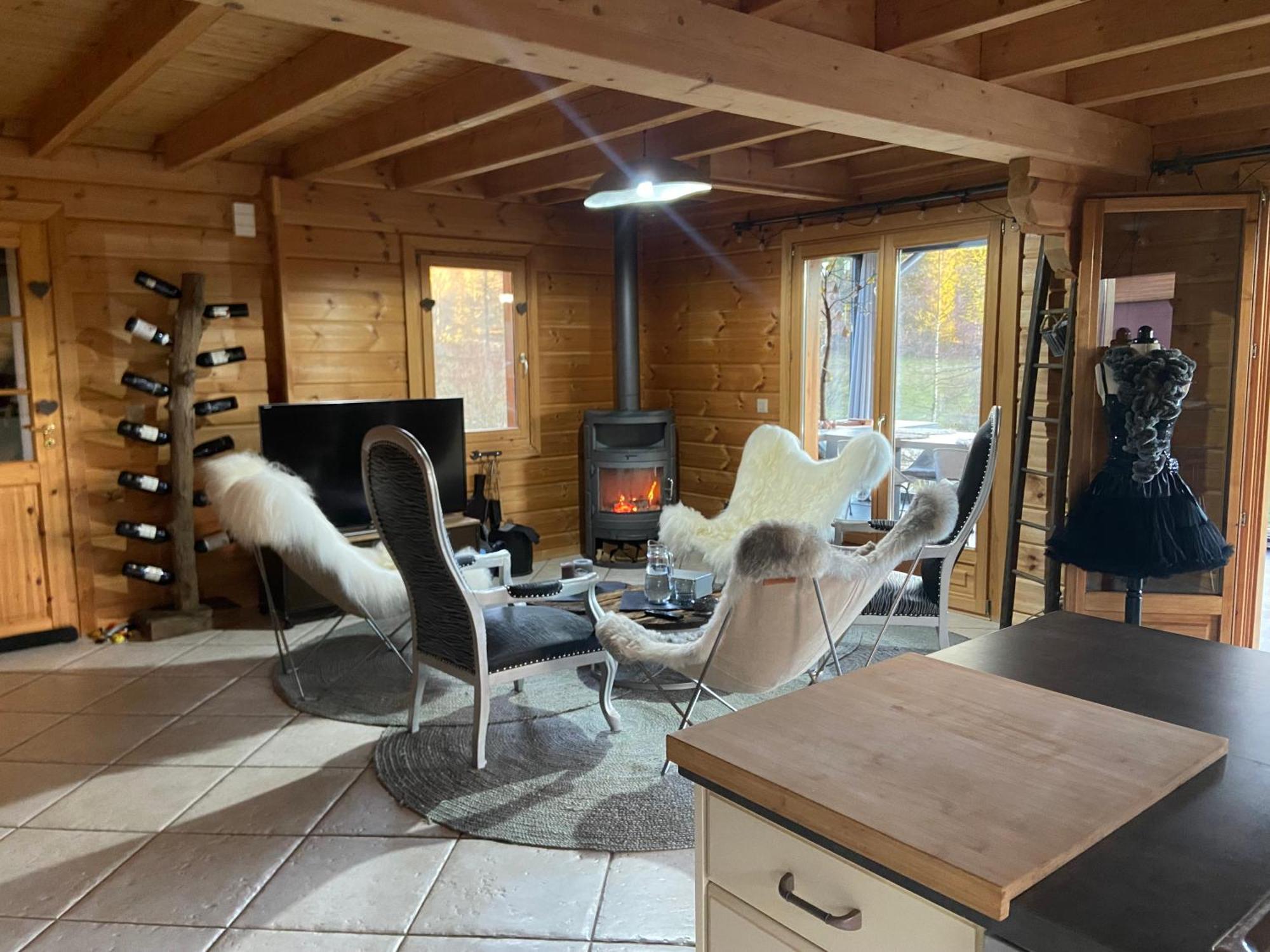 Les Savagnieres - Chambre Chez L Habitant Saint-Imier Luaran gambar